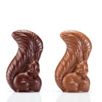 Disponible en chocolate negro 71% de cacao y en chocolate con leche 45% de cacao.
$5,99
