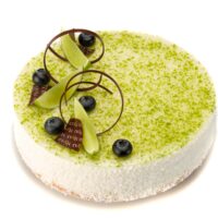 •	Masa de galleta especial Cheesecake
	•	New York Cheesecake perfumado con ralladura de limón amarillo
	•	Bizcocho de limón verde
	•	Mousse de limón amarillo
	•	Glaseado de limón verde
Recomendación del Chef Cyril, sacar del refrigerador media hora antes de consumir.