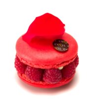 Bizcocho macarrón
Crema muselina perfumada con esencia natura de rosa
Lichis
Frambuesas frescas
$5,20